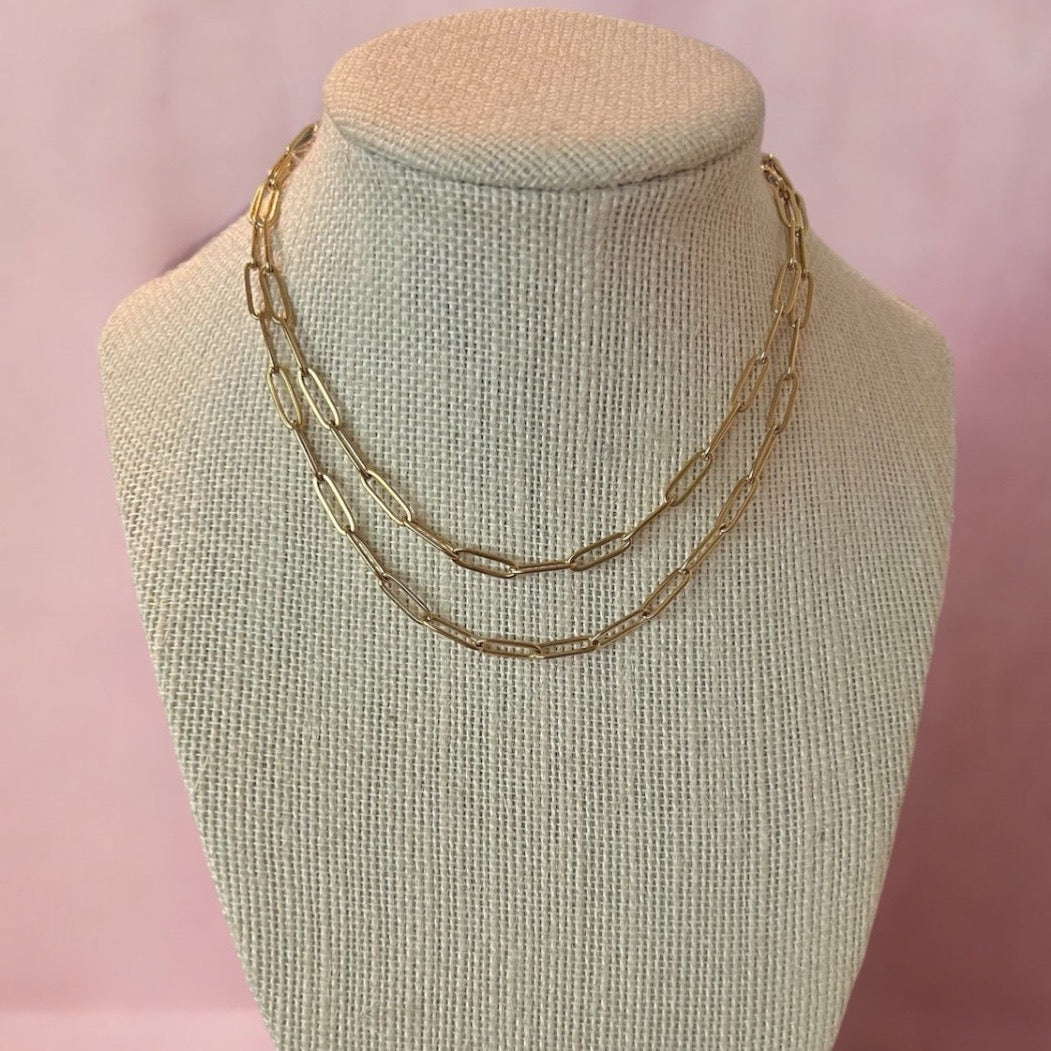 Paper Clip Chain Gold Necklace.