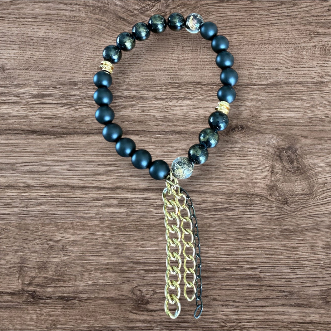 Black and Gold Creative